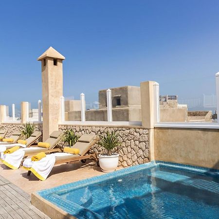 Suite Azur Hotel Esauira Exterior foto Rooftop pool at the hotel