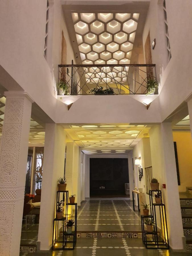 Suite Azur Hotel Esauira Exterior foto The interior of the hotel